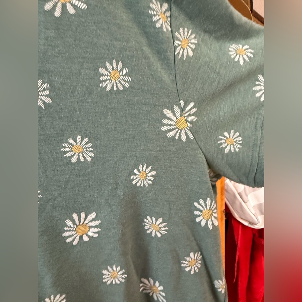 Woman’s Basic Tee - Picture 3 of 5